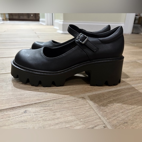 Dream Pairs Chunky Platform Mary Jane Pumps Black – Size 9 – New in Box - Picture 4 of 9